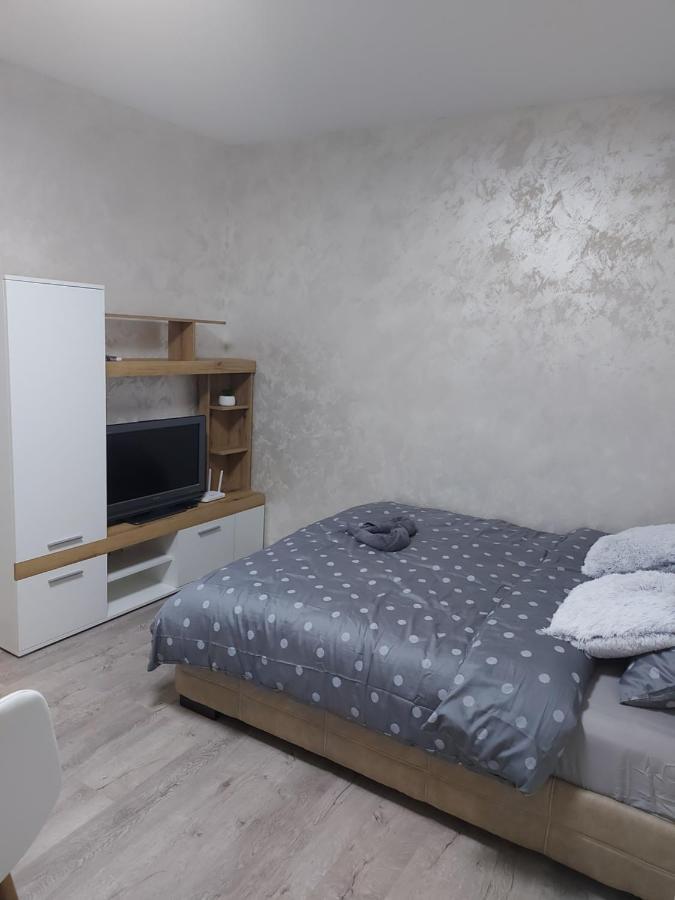 Apartman Mikikiki Белград Екстер'єр фото